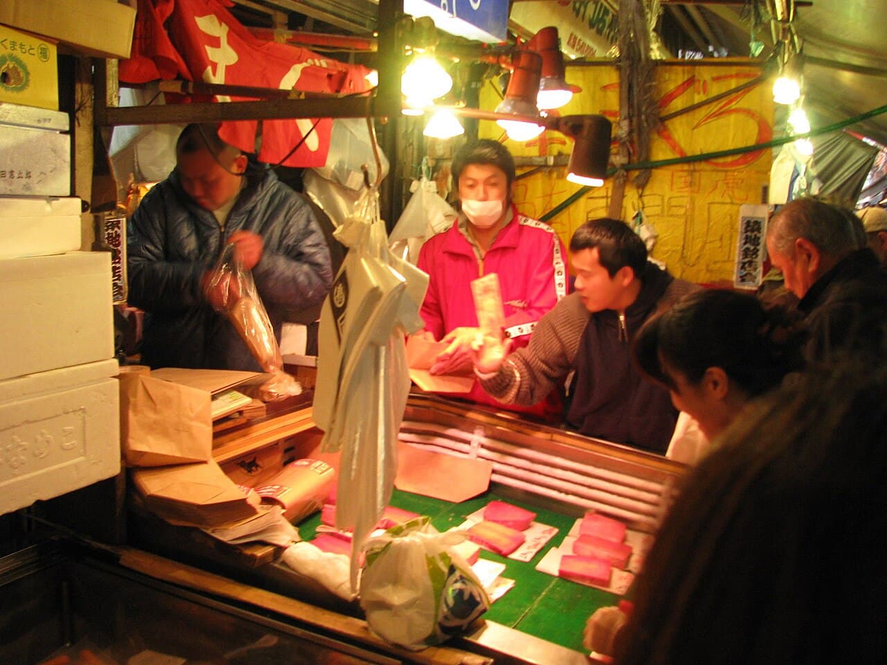Market sushi: Toyosu & Tsukiji, eaten right